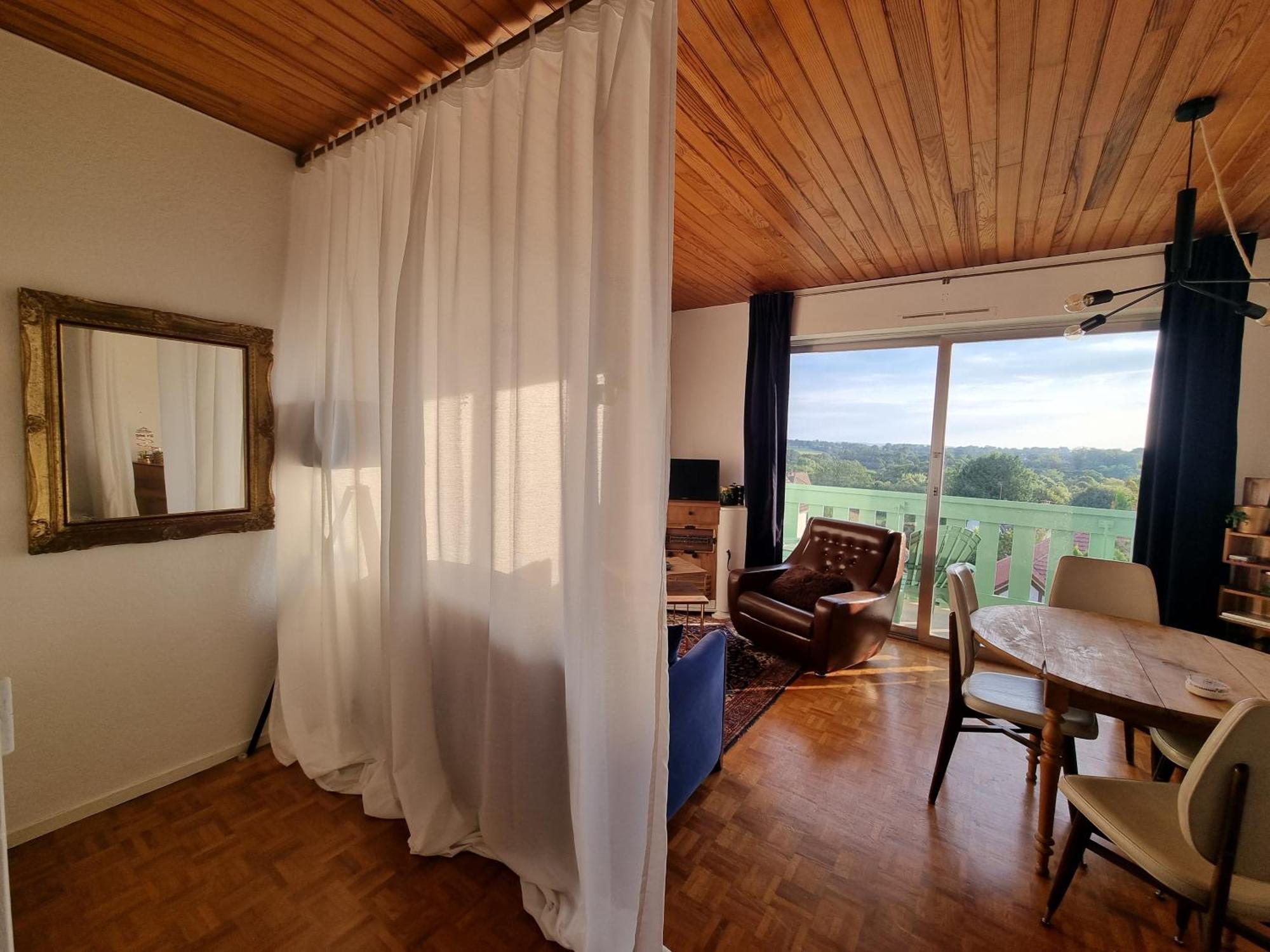 Apartment Avec Superbe Vue 5min A Pied Des Thermes *
